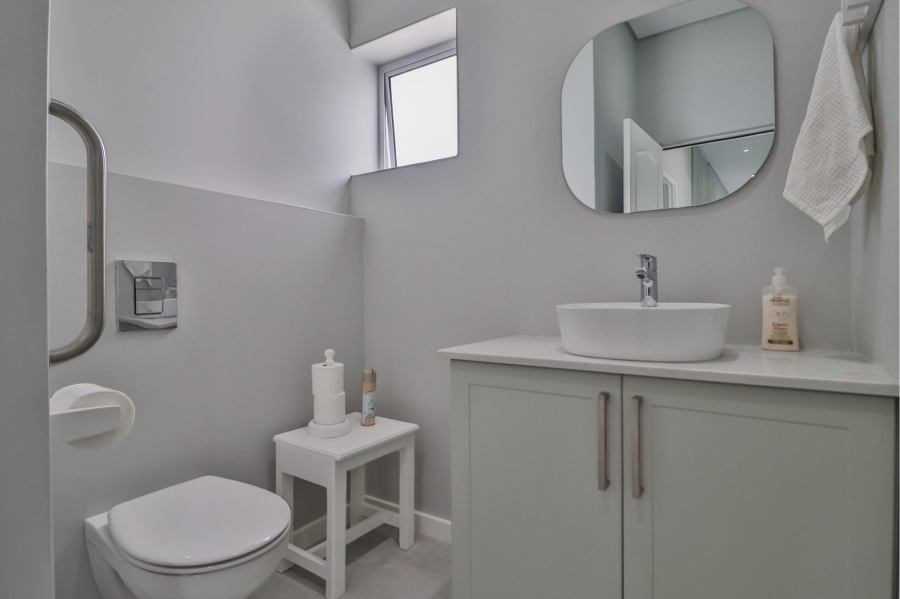 4 Bedroom Property for Sale in Moquini Coastal Estate Western Cape